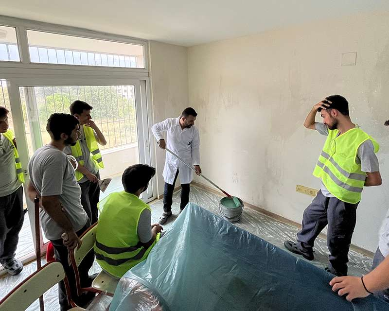 Deprem Bölgesinde Yeniden Yapılanmaya Mesleki Eğitim Katkısı
