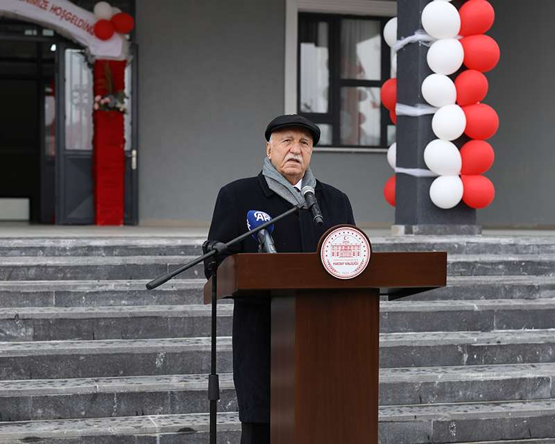 Hatay’da Eğitime Umut Olan Açılış: Hüsnü Özyeğin Anadolu Lisesi Kapılarını Açtı