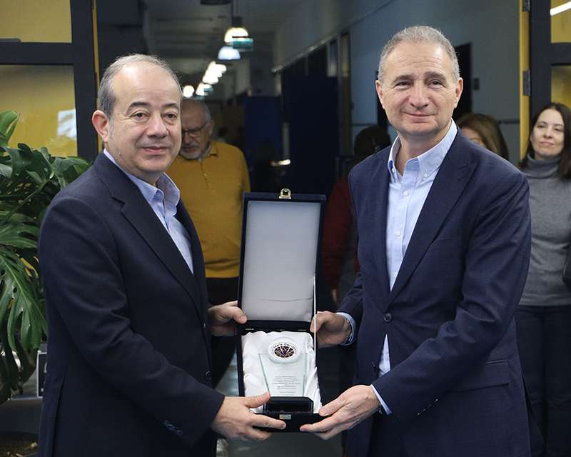 Form Şirketler Grubu’ndan Yıldız Teknik Üniversitesi’ne İki Ayrı Eğitim Desteği