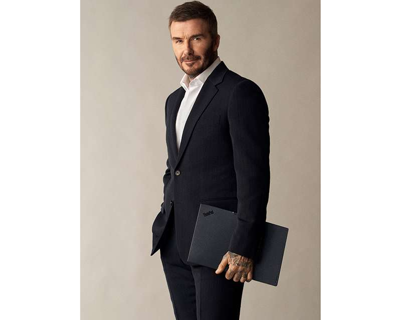 Lenovo, yapay zekayı David Beckham ile sahaya taşıyor