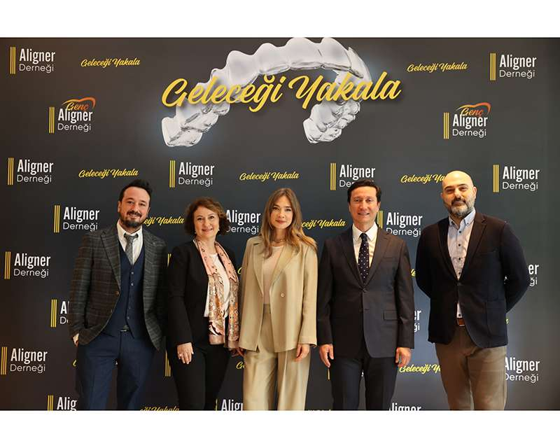 Her 10 Kişiden 9’u Bilmiyor: Şeffaf Plak Tedavisine Dair Farkındalık Düşük