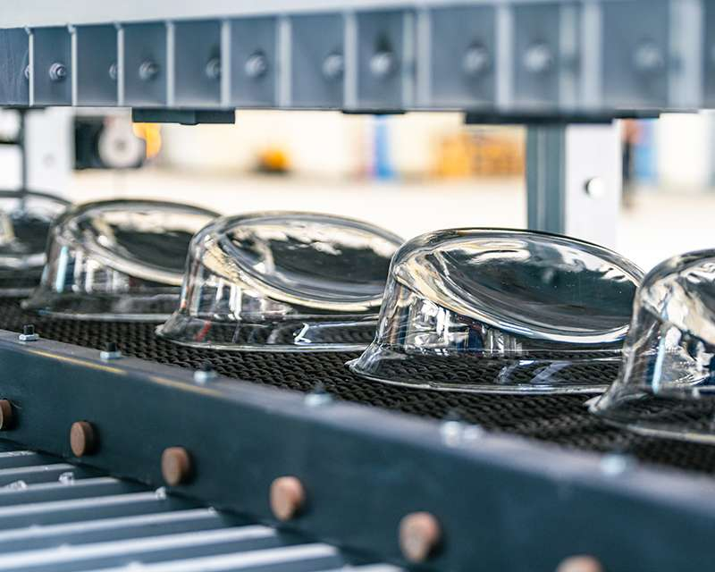 Manisa’dan Dünyaya: Yorglass Kapak Camında İhracat Gücünü Artırıyor