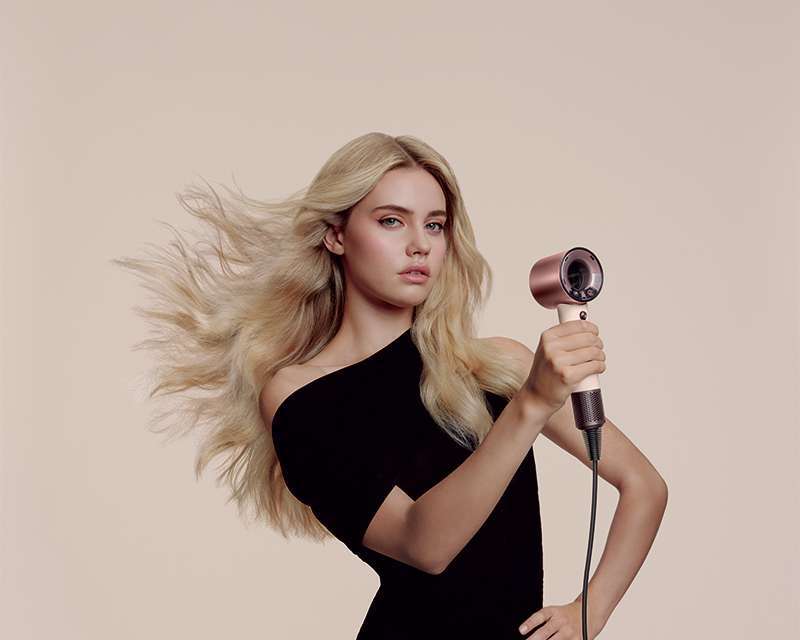 Güzellik Sınır Tanımıyor: Dyson Supersonic™ Travel ile Her Yerde Kusursuz Saç