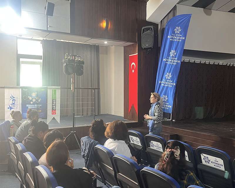 Kuşaklar Arasında Köprü: TİKAV’dan Kırsal Kadınlara Yönelik Anlamlı Girişim