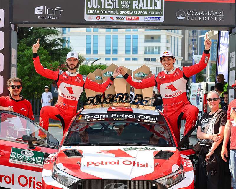 Bursa Rallisi’nde zaferin adı yine Kerem Kazaz