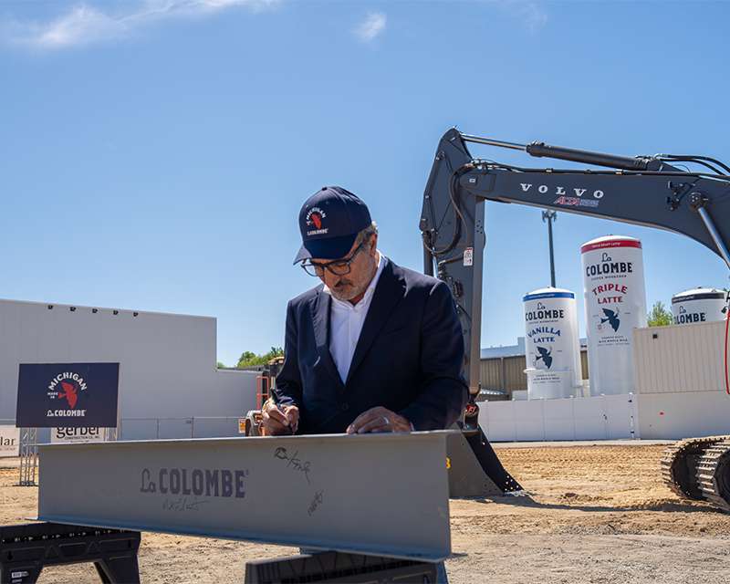 Chobani, La Colombe Üretim Tesisi İçin Tarihi Yatırımın Temelini Attı