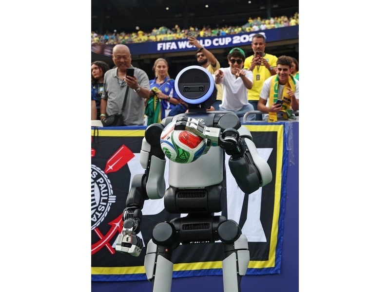 Hyundai’nin insansı robotu Atlas, FIFA Dünya Kupası 2026™ sahnesinde