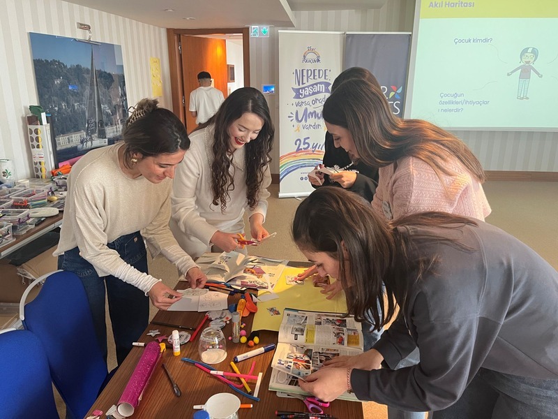 KAÇUV'dan çocukluk çağı kanseri alanında uzman rehberliğinde gönüllülük modeli