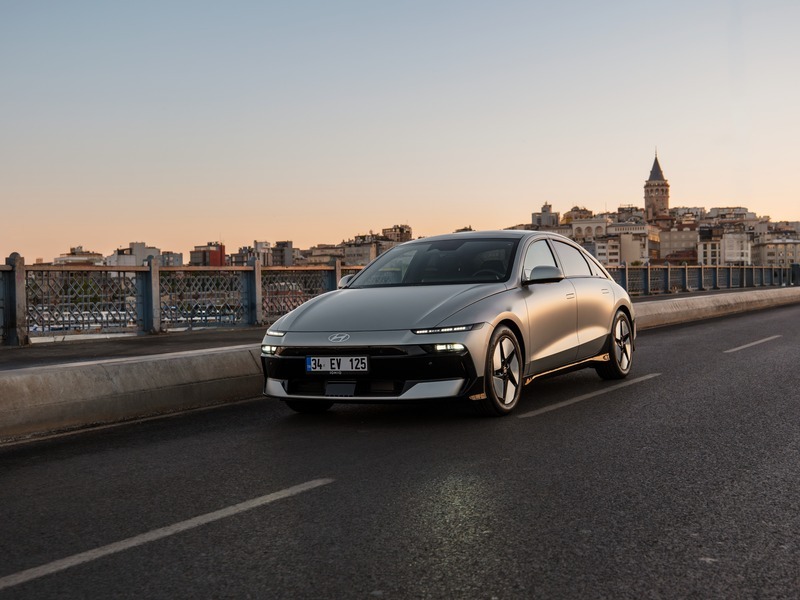 Hyundai IONIQ 6, Bluelink bağlantı hizmetiyle Türkiye yollarına çıkıyor