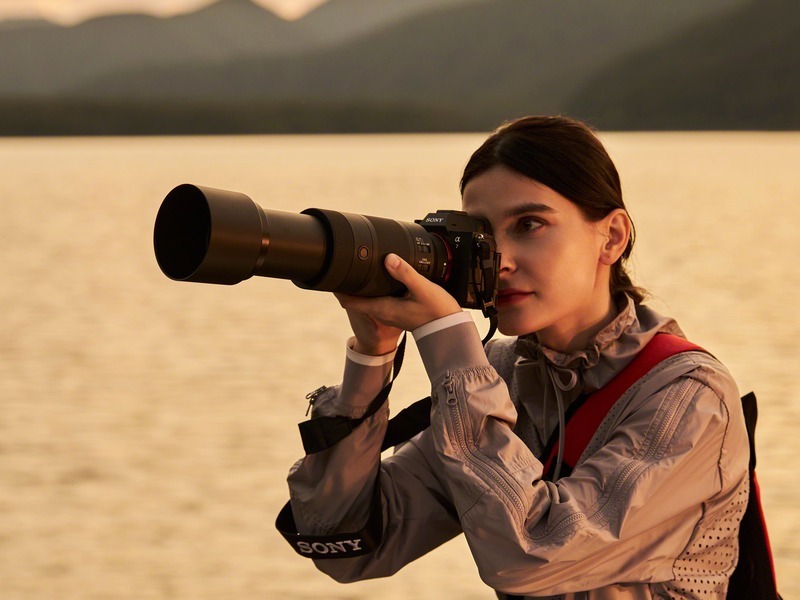 Sony'den fotoğraf tutkunlarına yeni süper telefoto zoom lens: FE 100-400mm F5.6-8 OSS