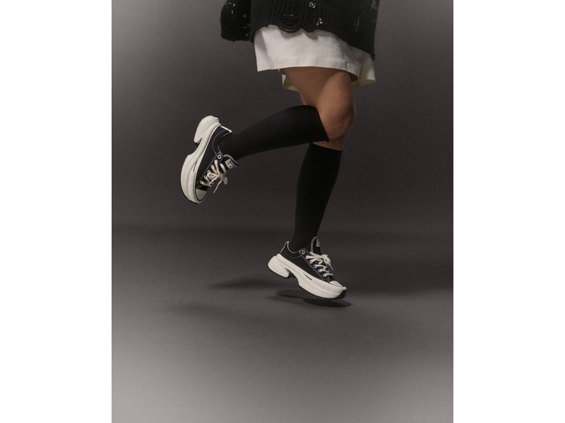 Converse Run Star Crush, cesur tasarımıyla yeni nesil stil anlayışını yansıtıyor