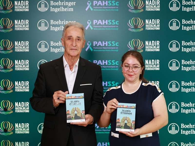 Pulmoner Fibrozis hastalarının gerçek hikâyeleri “İzlerin Ötesinde” kitabında buluştu