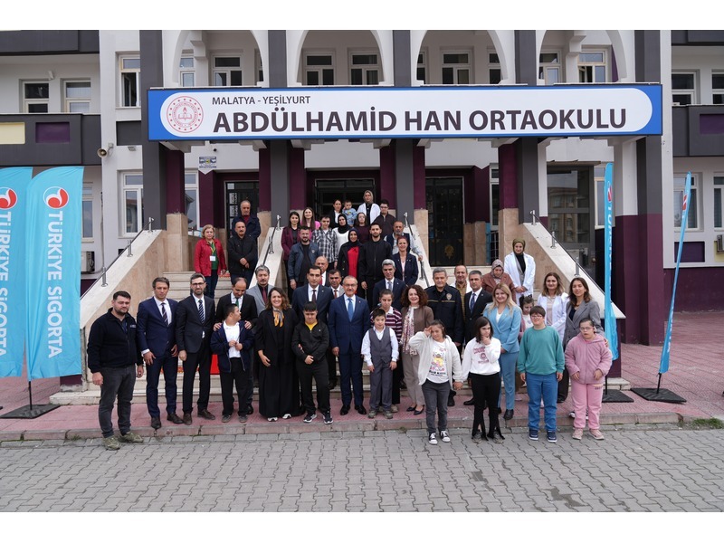 Otizmli öğrenciler için yenilenen özel eğitim sınıfı Malatya’da açıldı
