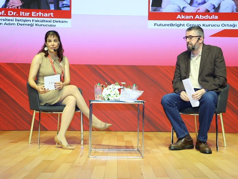 LİBERİST Kültür ve Sanat Zirvesi ikinci kez İstanbul’da gerçekleşti