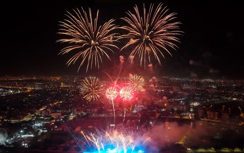 Adana mutfağının zenginliği festivalin ikinci gününde farklı kültürlerle buluşma